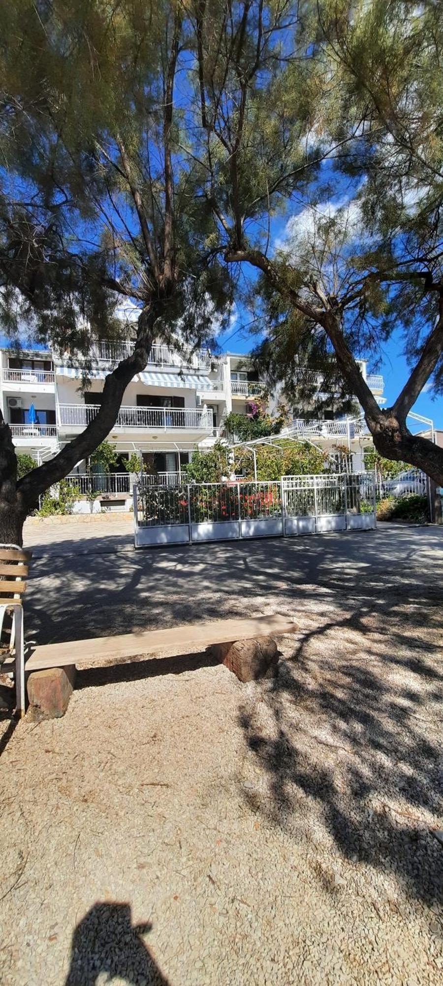 Apartments Ana Bilota Seget Vranjica Exterior foto